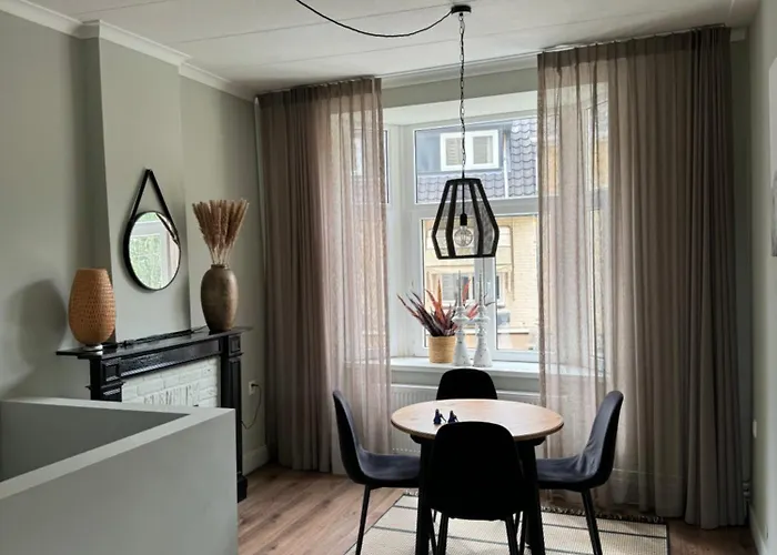 La Latinos * Валкенбург